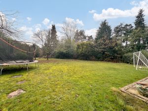 Photo 27- click for photo gallery